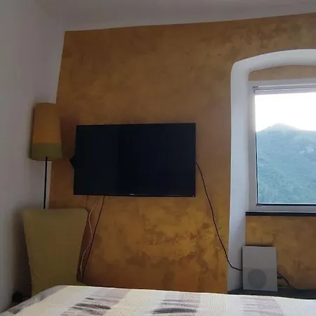Feriehus Casa Tra Mare E Campagna Canepa